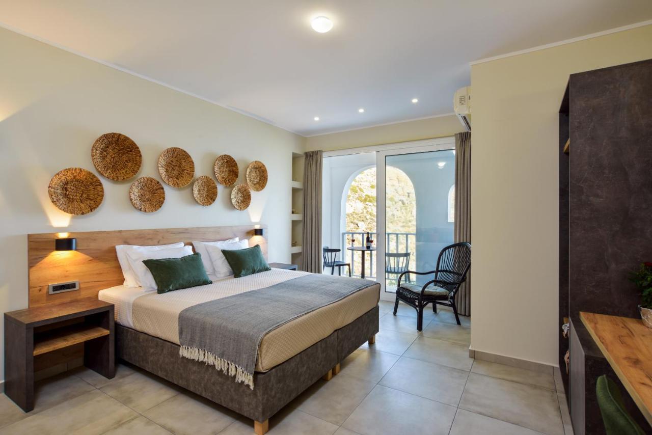 Ilingas Mare Aparthotel Khora Sfakion Ngoại thất bức ảnh